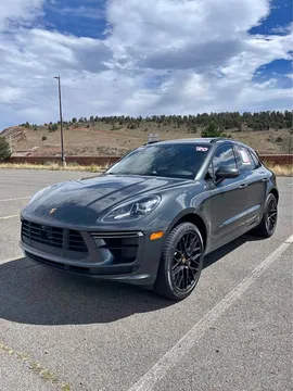2020 Porsche Macan Turbo