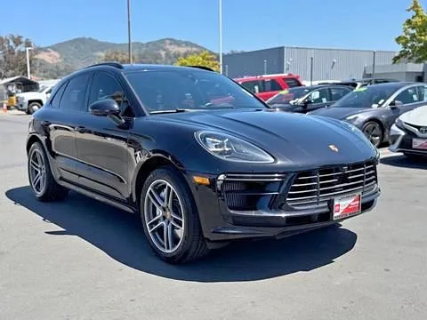 2020 Porsche Macan Turbo