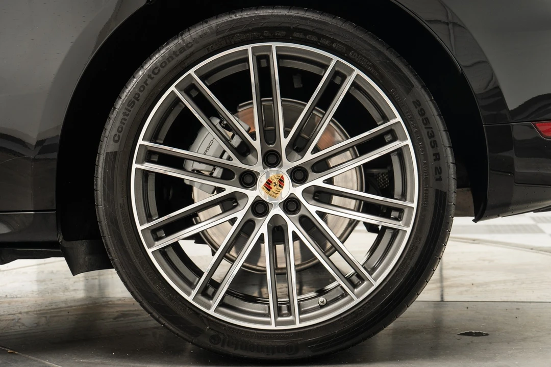 2020 Porsche Macan Turbo - Image 11 of 12