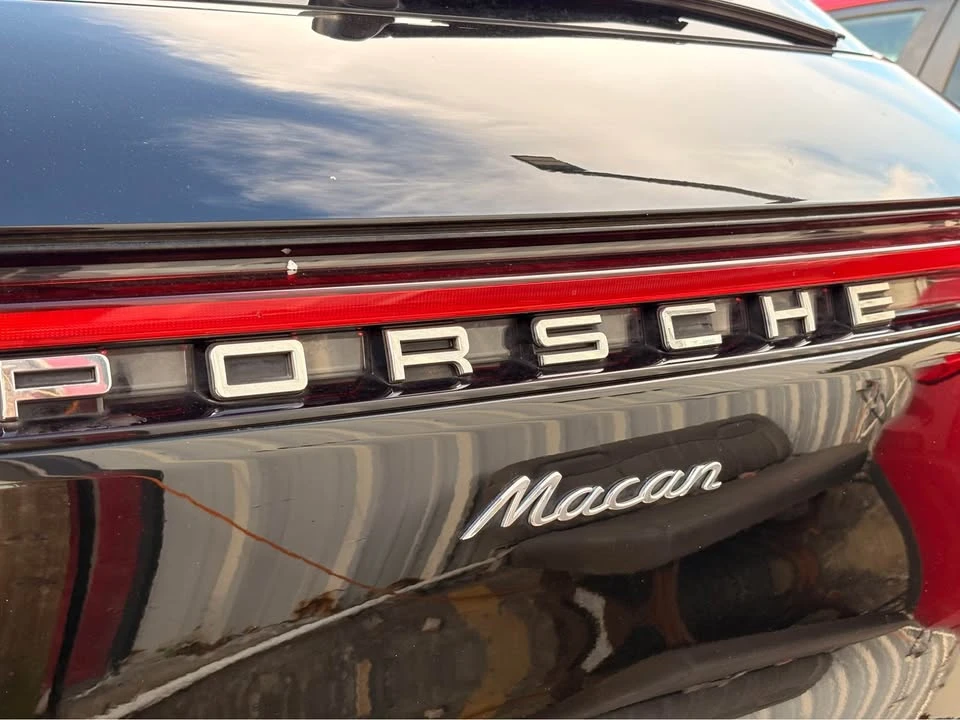 2020 Porsche Macan Turbo - Image 14 of 14