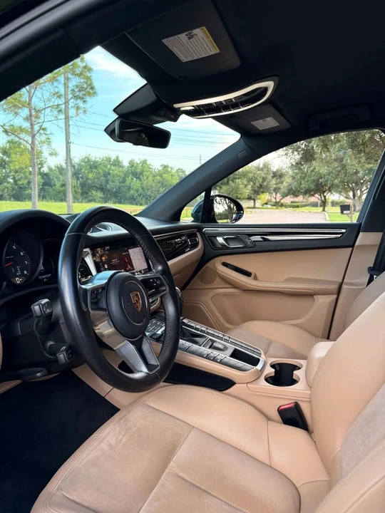 2020 Porsche Macan Turbo - Image 8 of 14