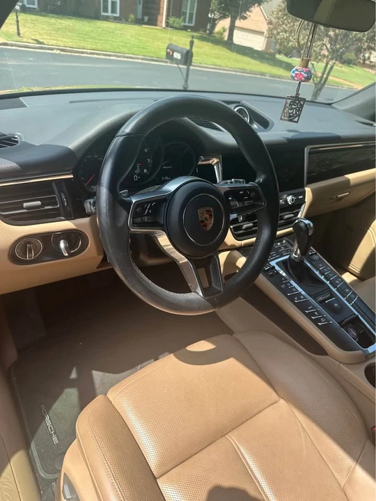 2020 Porsche Macan Turbo - Image 6 of 9