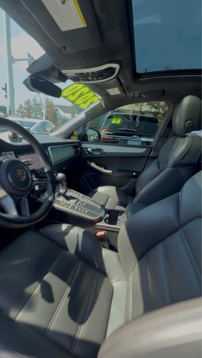 2020 Porsche Macan Turbo - Image 4 of 5