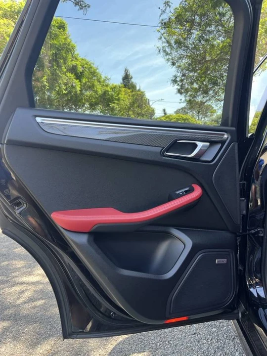 2020 Porsche Macan Turbo - Image 23 of 24