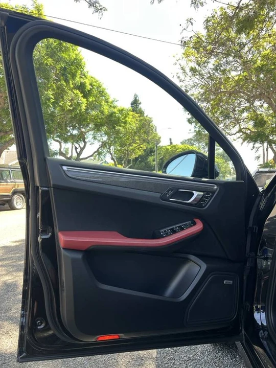 2020 Porsche Macan Turbo - Image 22 of 24