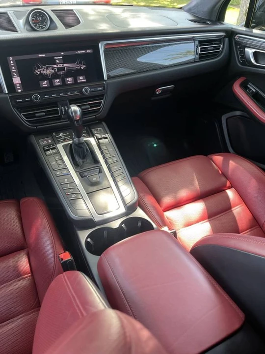 2020 Porsche Macan Turbo - Image 14 of 24