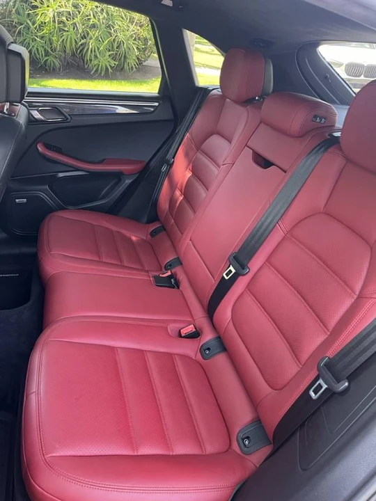 2020 Porsche Macan Turbo - Image 15 of 24
