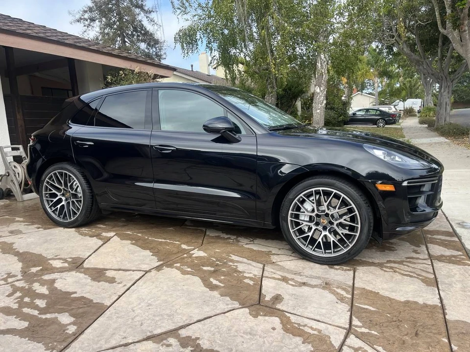 2020 Porsche Macan Turbo - Image 3 of 24