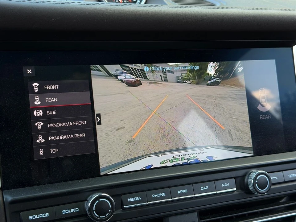 2020 Porsche Macan Turbo - Image 25 of 31