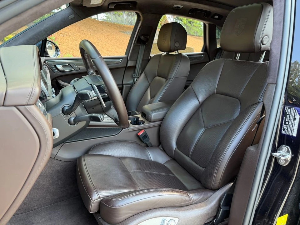 2020 Porsche Macan Turbo - Image 19 of 31