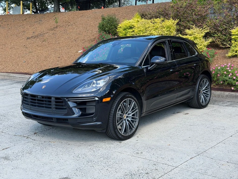 2020 Porsche Macan Turbo - Image 2 of 31
