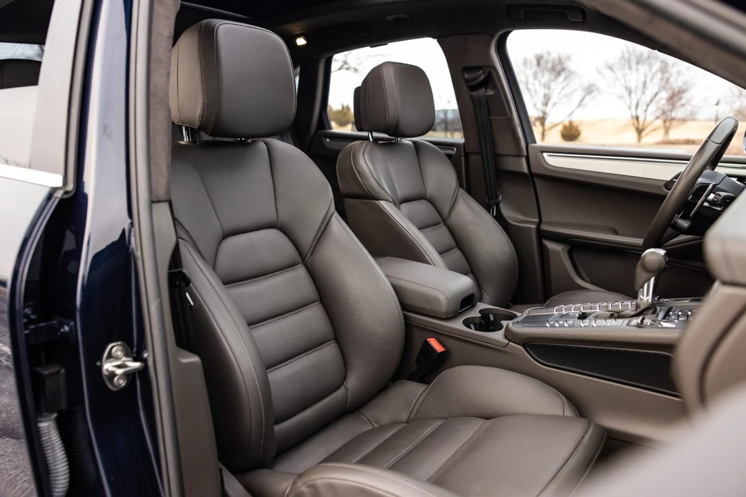 2020 Porsche Macan Turbo - Image 4 of 7