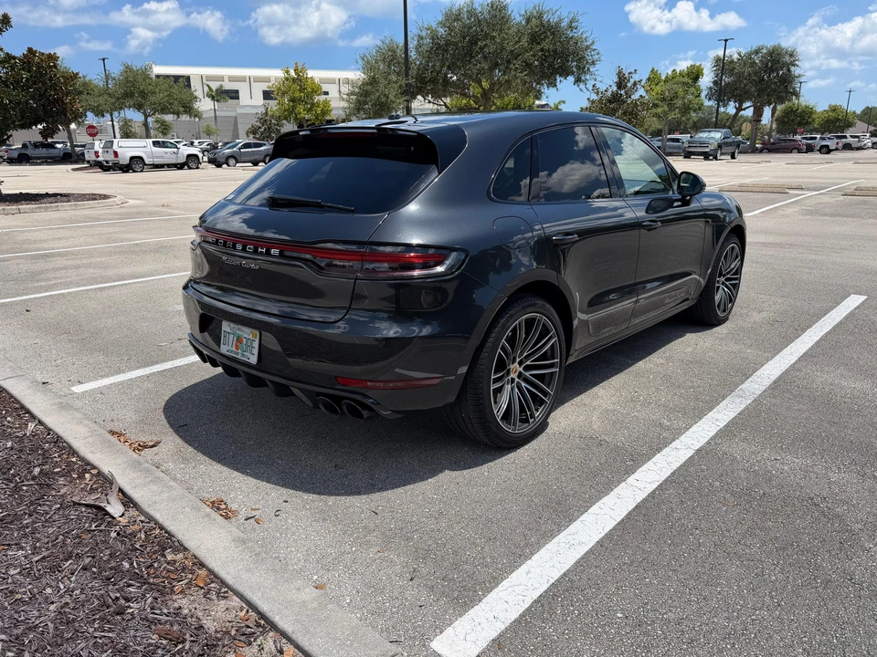 2020 Porsche Macan Turbo - Image 7 of 31