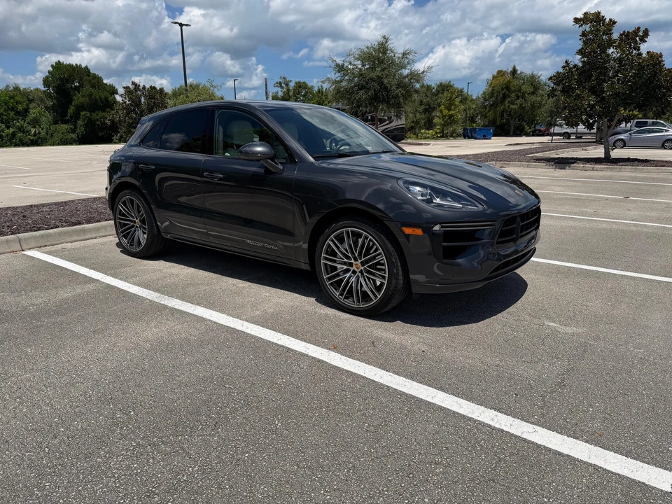 2020 Porsche Macan Turbo - Image 8 of 31