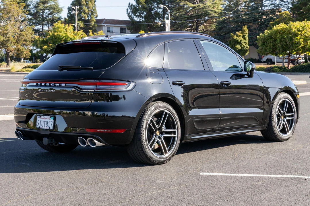 2020 Porsche Macan Turbo - Image 4 of 31