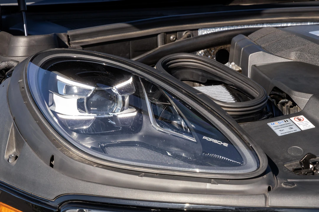 2020 Porsche Macan Turbo - Image 13 of 31