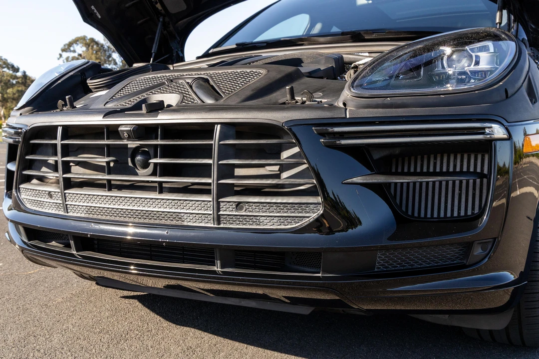 2020 Porsche Macan Turbo - Image 28 of 31