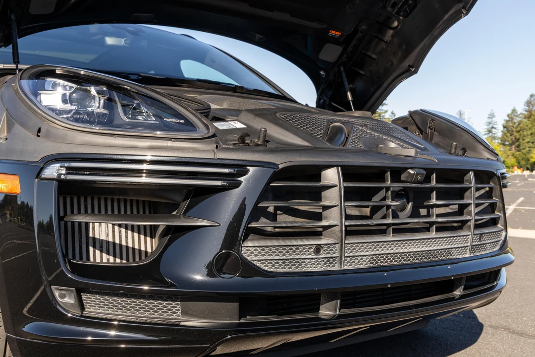 2020 Porsche Macan Turbo - Image 29 of 31