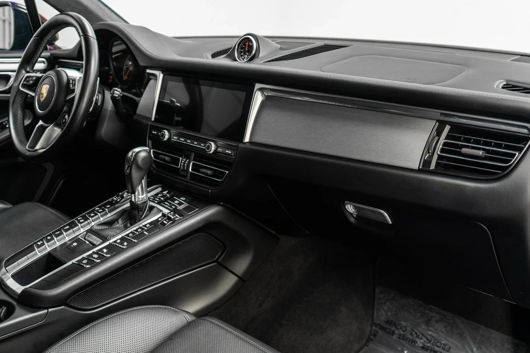 2020 Porsche Macan Turbo - Image 14 of 21