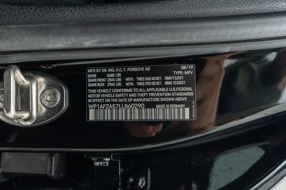 2020 Porsche Macan Turbo - Image 18 of 21