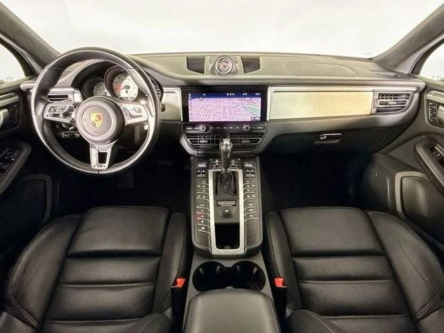 2020 Porsche Macan Turbo - Image 11 of 20