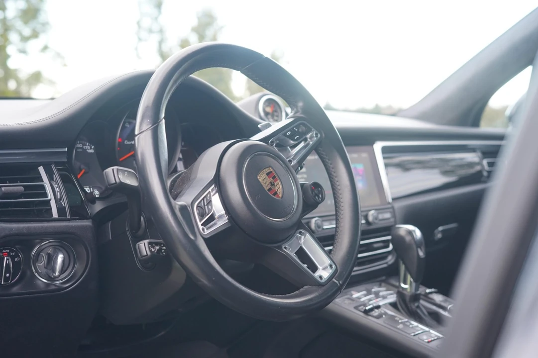 2020 Porsche Macan Turbo - Image 5 of 7