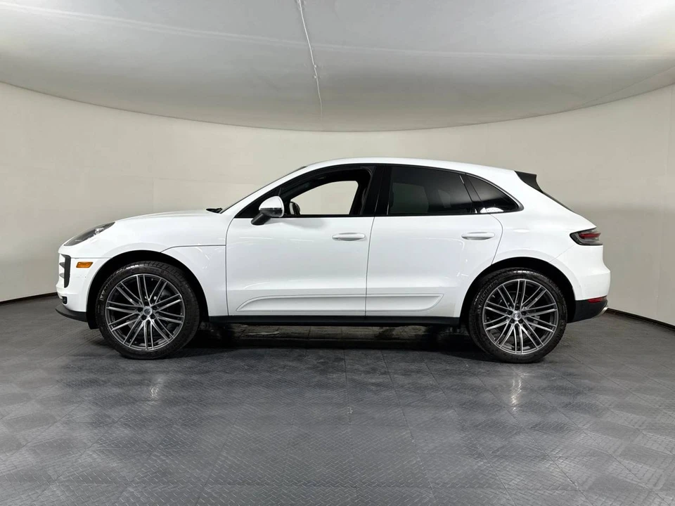 2020 Porsche Macan - Image 2 of 5