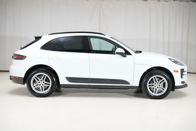 2020 Porsche Macan - Image 15 of 21