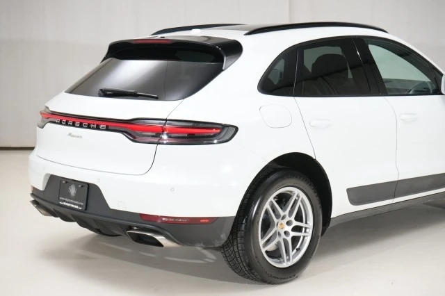 2020 Porsche Macan - Image 19 of 21