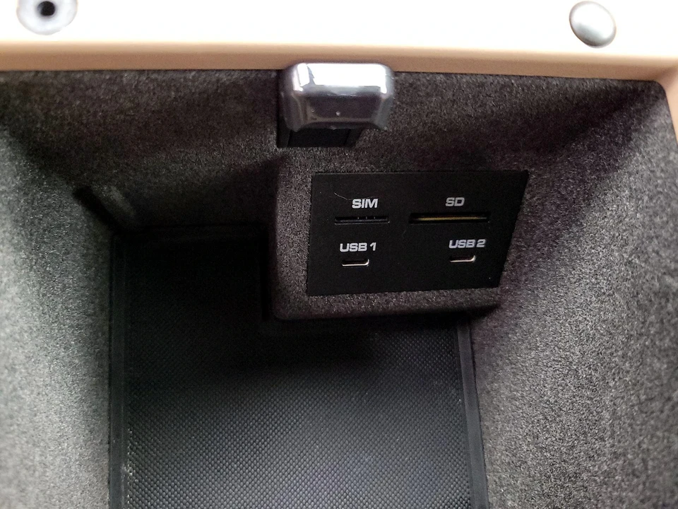 2020 Porsche Macan - Image 20 of 29
