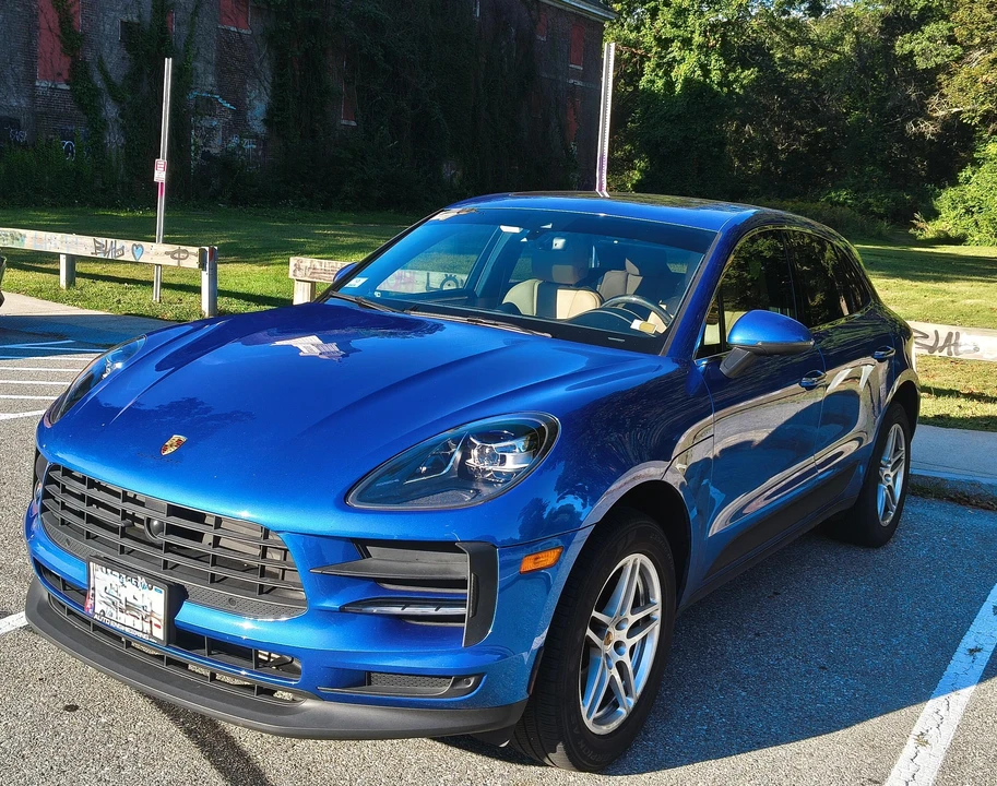 2020 Porsche Macan - Image 9 of 31