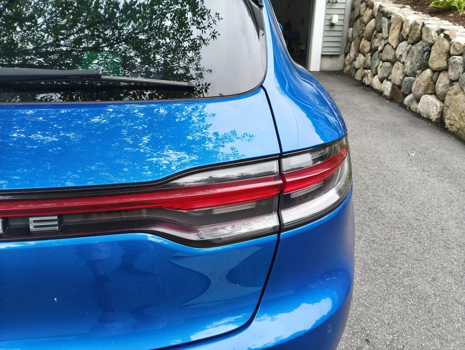 2020 Porsche Macan - Image 29 of 31