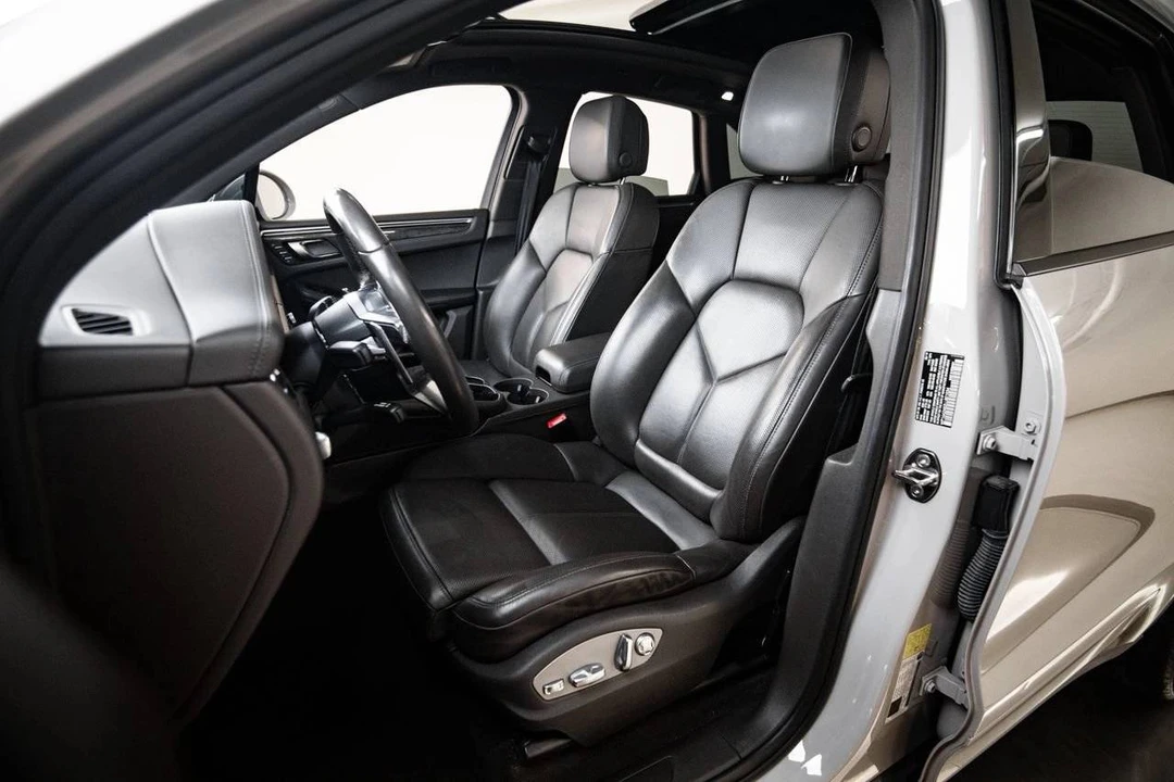 2020 Porsche Macan - Image 5 of 5