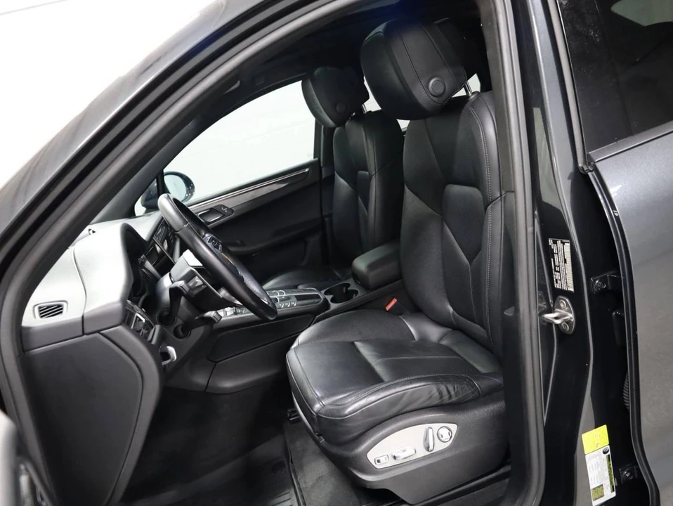 2020 Porsche Macan - Image 5 of 5
