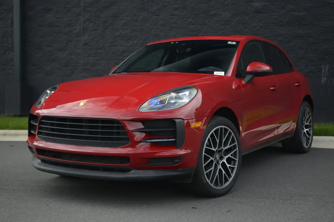 2020 Porsche Macan - Image 8 of 31