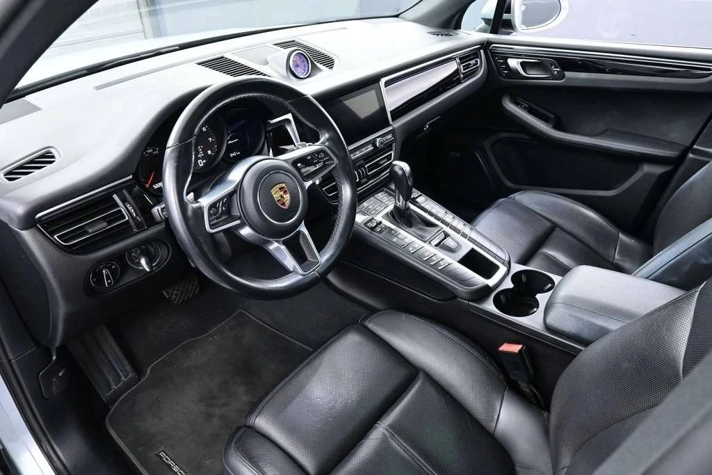 2020 Porsche Macan - Image 4 of 5