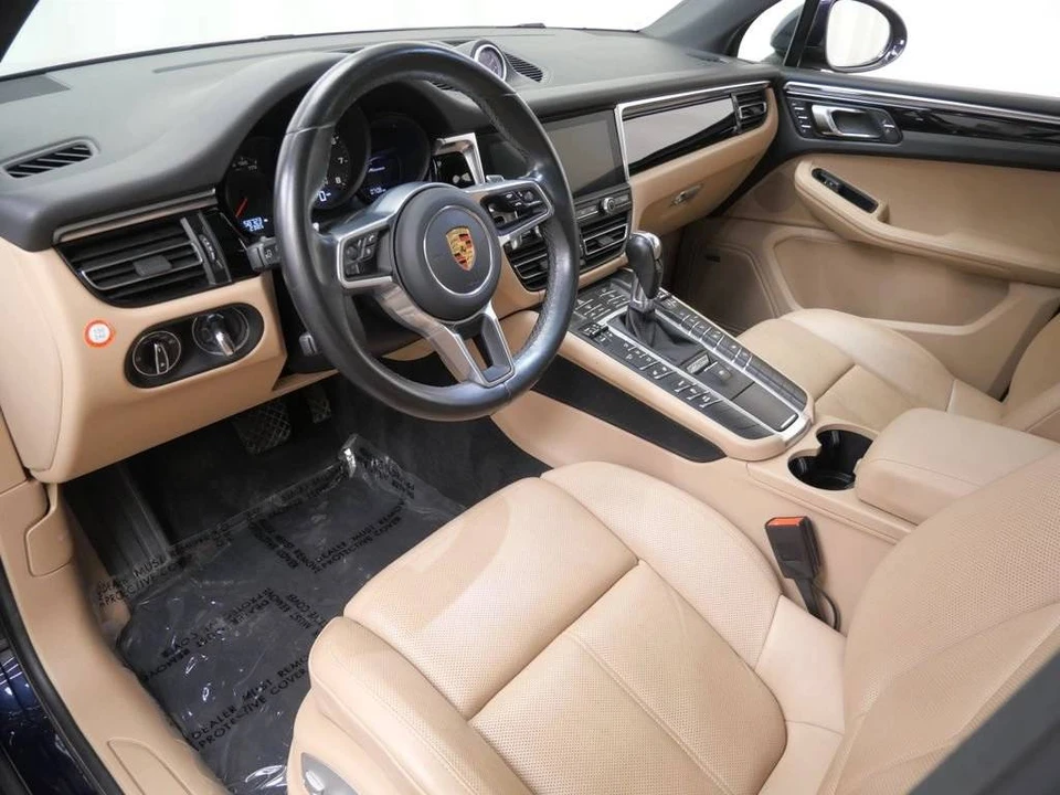 2020 Porsche Macan - Image 4 of 5