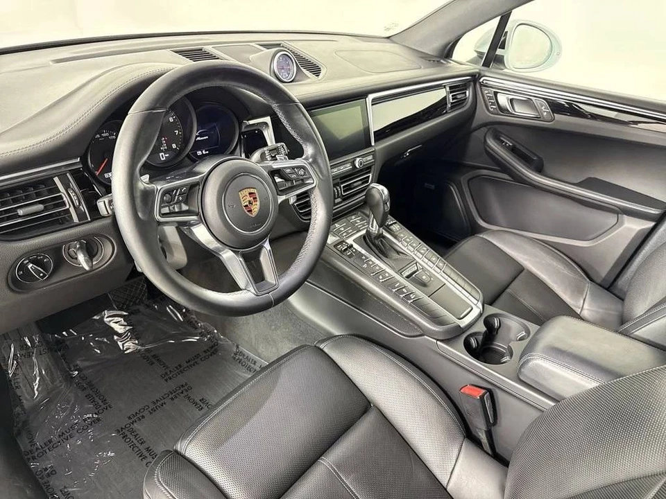 2020 Porsche Macan - Image 4 of 5