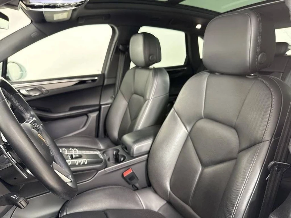 2020 Porsche Macan - Image 5 of 5