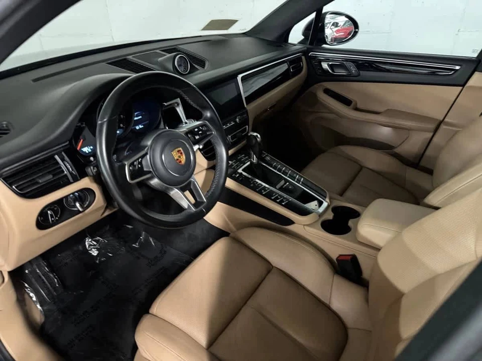 2020 Porsche Macan - Image 4 of 5