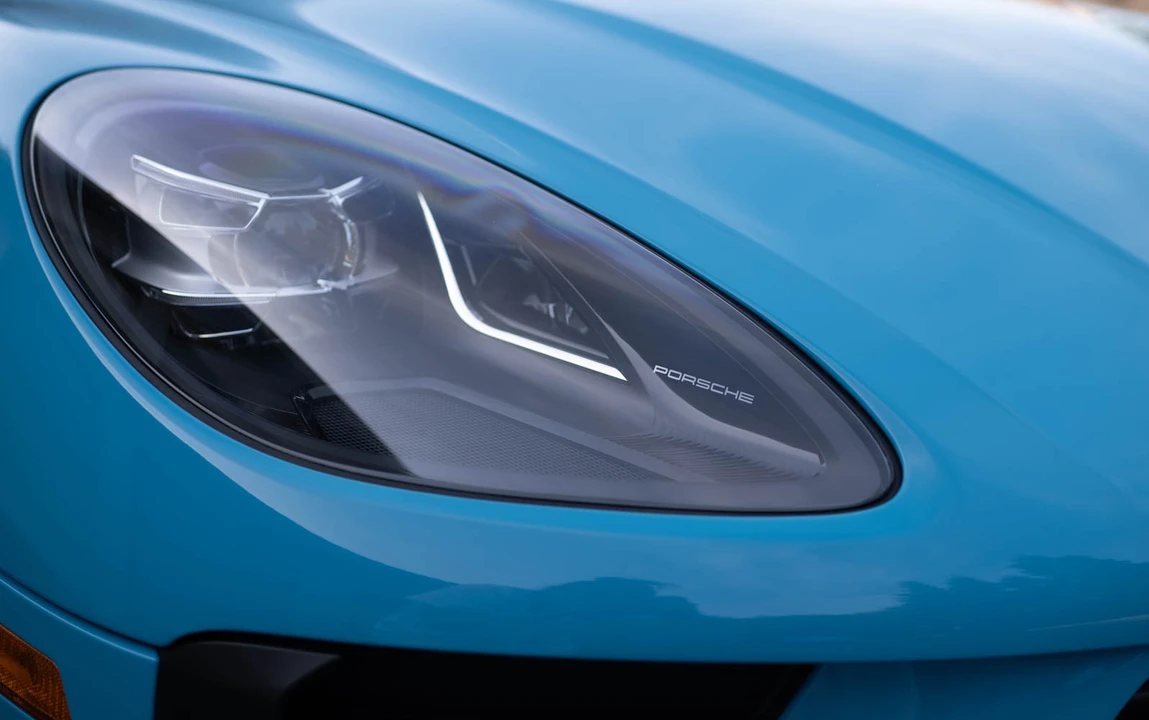 2020 Porsche Macan - Image 21 of 31