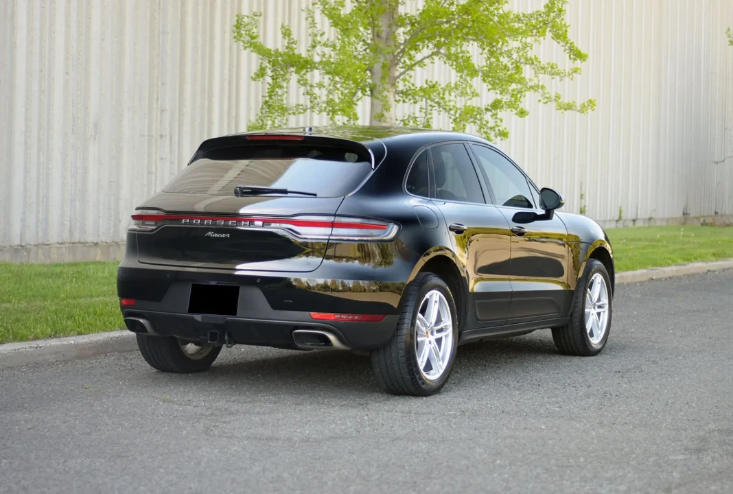 2020 Porsche Macan - Image 5 of 6