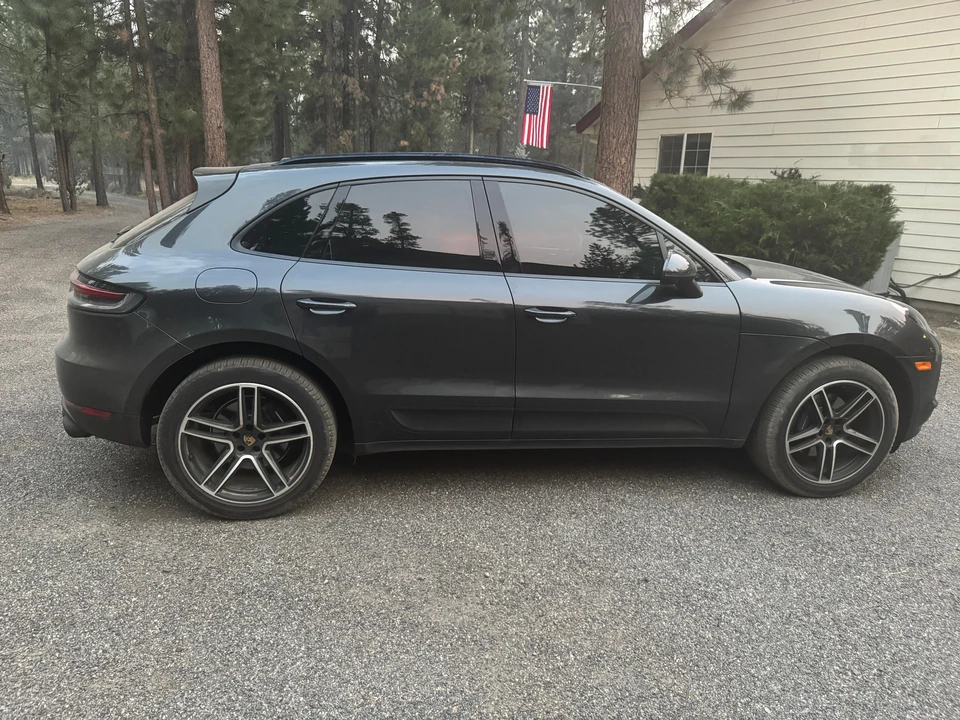2020 Porsche Macan - Image 13 of 31