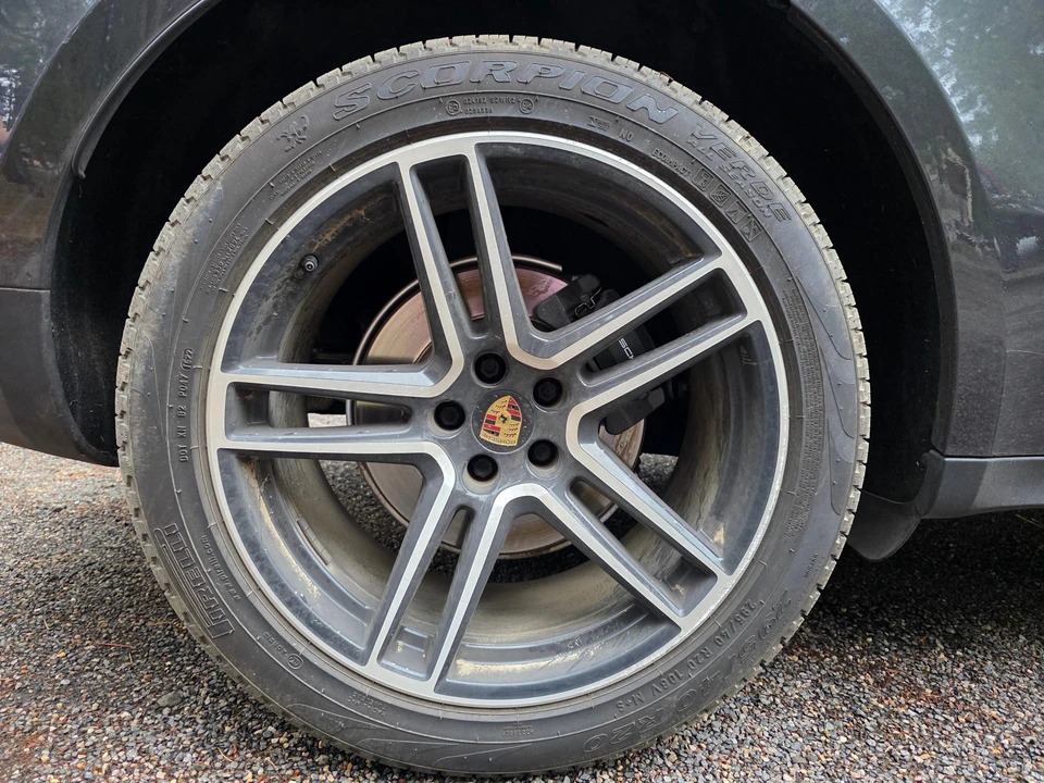 2020 Porsche Macan - Image 22 of 31