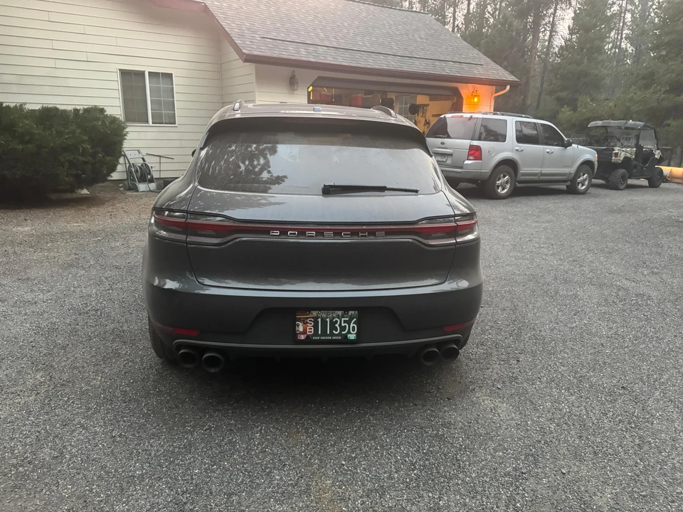 2020 Porsche Macan - Image 10 of 31