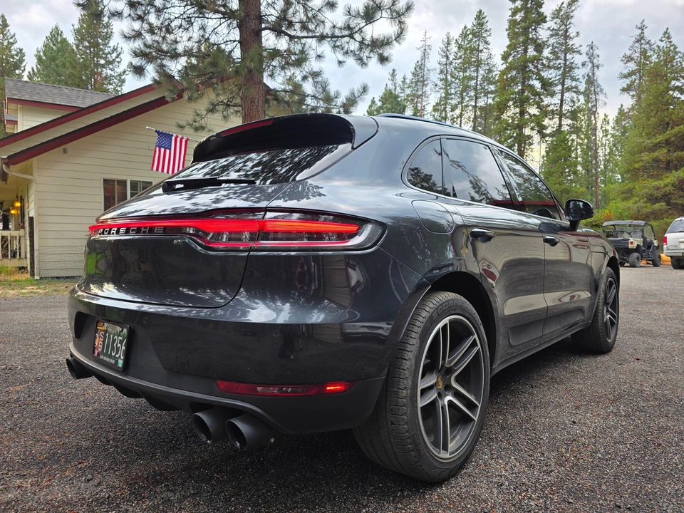 2020 Porsche Macan - Image 11 of 31