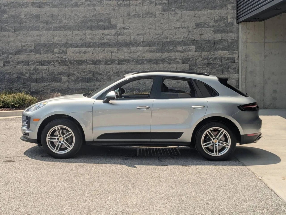 2020 Porsche Macan - Image 2 of 5
