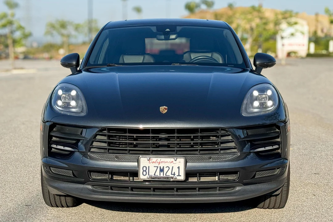 2020 Porsche Macan - Image 2 of 31