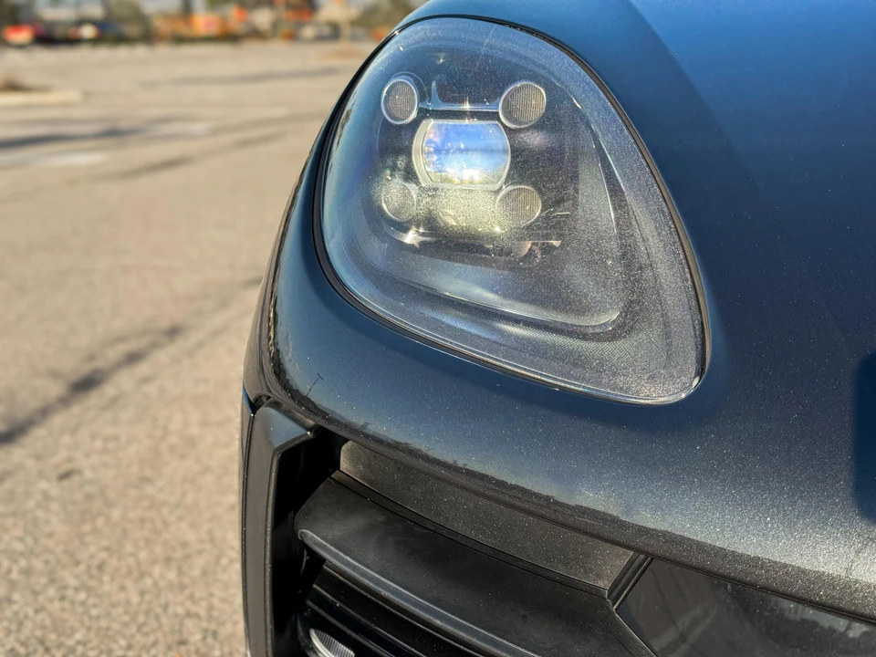 2020 Porsche Macan - Image 23 of 31