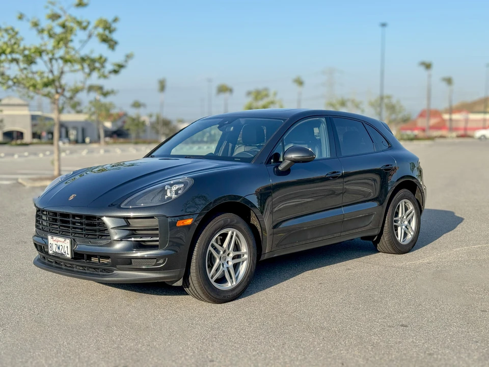 2020 Porsche Macan - Image 8 of 31